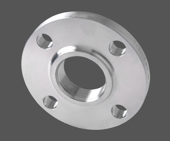 Threaded flanges consisting of a flange, a threaded part and a sealing surface of excellent quality