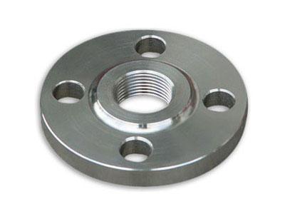 Threaded flanges consisting of a flange, a threaded part and a sealing surface of excellent quality
